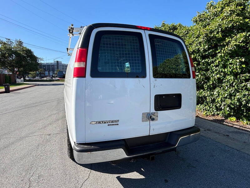 2015 Chevrolet Express 2500