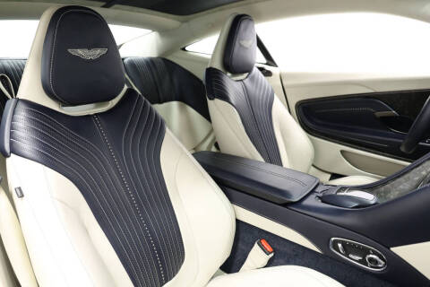 2019 Aston Martin DB11 V8