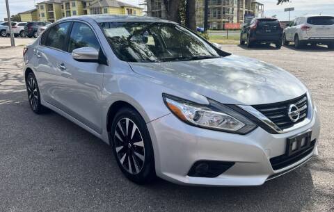 2018 Nissan Altima for sale at USA AUTO CENTER in Austin TX
