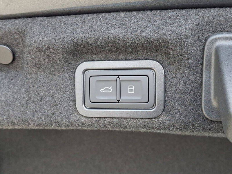 2026 Audi A6 quattro Premium Plus 55 TFSI