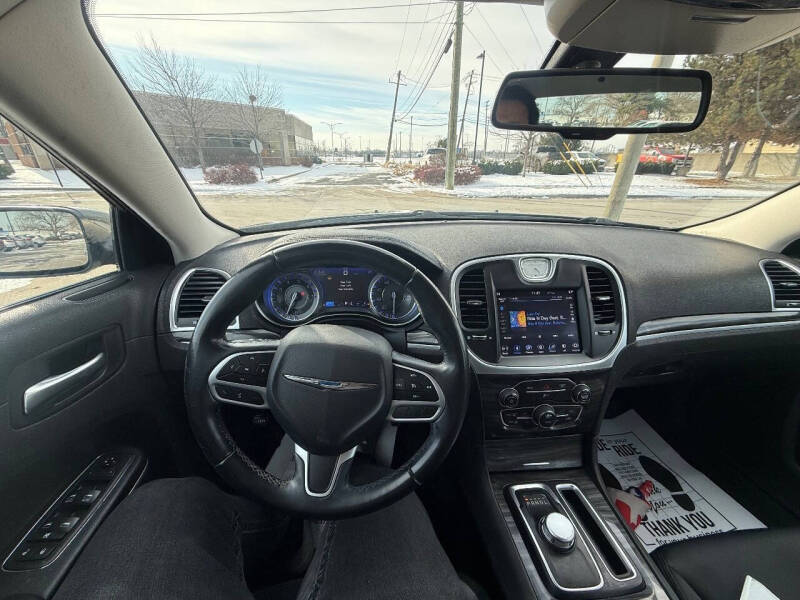 2018 Chrysler 300 Touring L