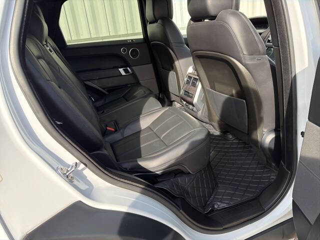 2020 Land Rover Range Rover Sport SE