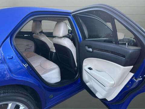 2018 Chrysler 300 Limited