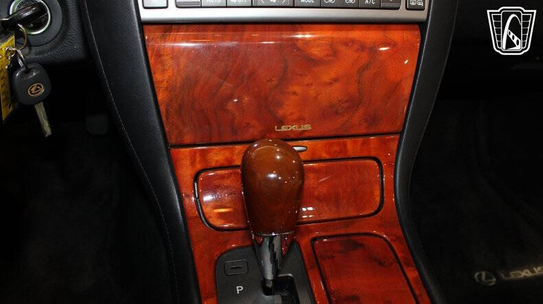 2002 Lexus SC 430