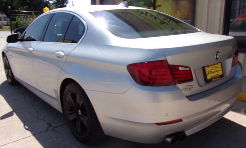 2012 BMW 5 Series 528i
