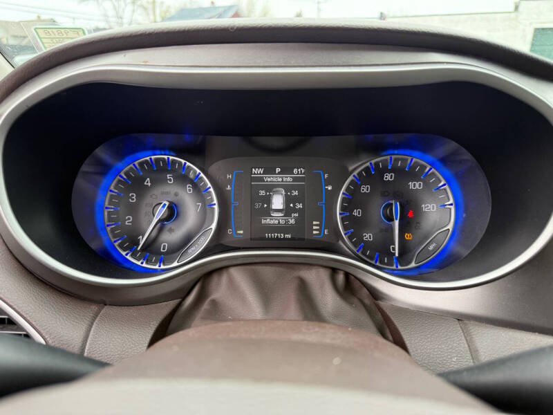 2017 Chrysler Pacifica Touring-L