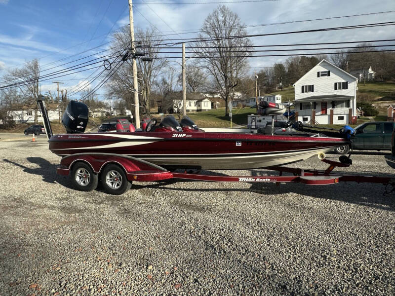 2011 Triton 21 HP Elite