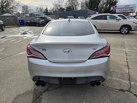 2013 Hyundai Genesis Coupe 2.0T Premium