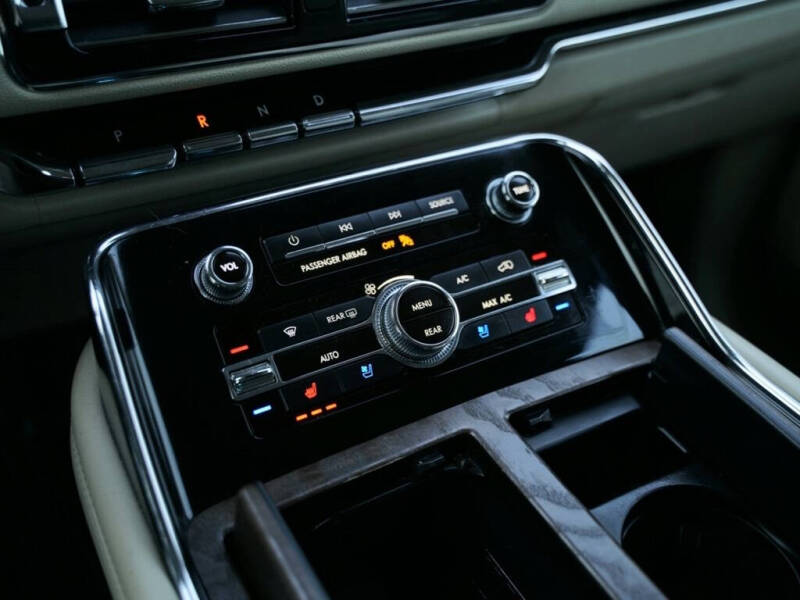 2020 Lincoln Navigator L Reserve