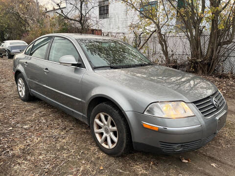 2004 Volkswagen Passat for sale at Autos Under 5000 + JR Transporting in Island Park NY