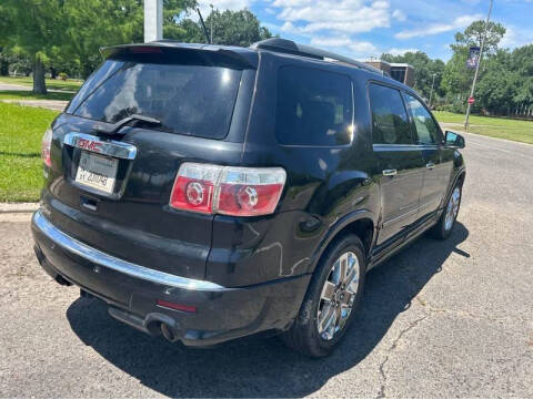 2011 GMC Acadia Denali