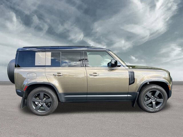 2023 Land Rover Defender