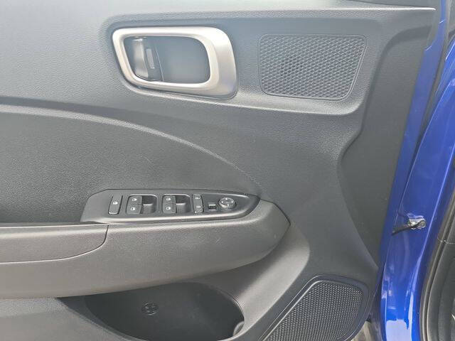 2023 Hyundai Venue SEL