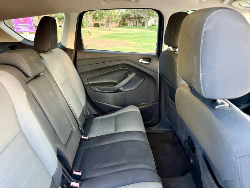 2016 Ford Escape SE