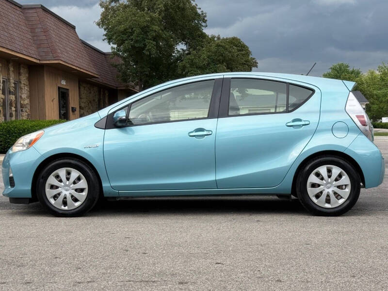 2013 Toyota Prius c Two