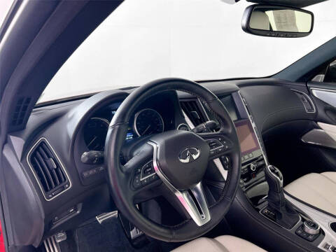 2017 Infiniti Q60 Red Sport 400