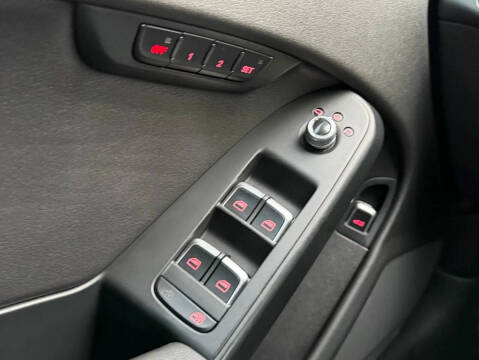 2015 Audi A4 2.0T quattro Premium Plus