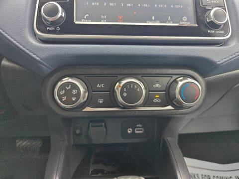 2023 Nissan Versa SV