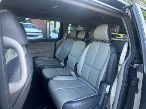 2017 Kia Sedona LX