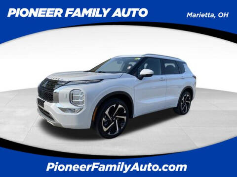 2022 Mitsubishi Outlander for sale at Pioneer Family Preowned Autos of WILLIAMSTOWN in Williamstown WV
