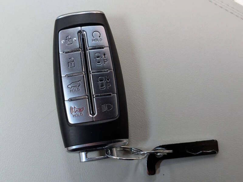 2025 Genesis Electrified GV70 Advanced