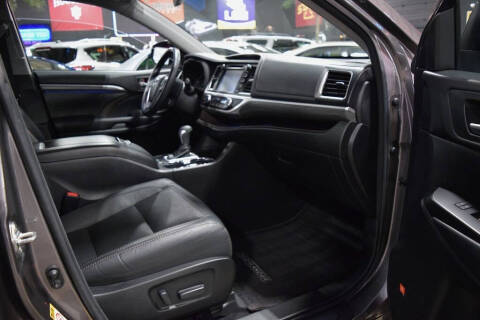 2017 Toyota Highlander Limited