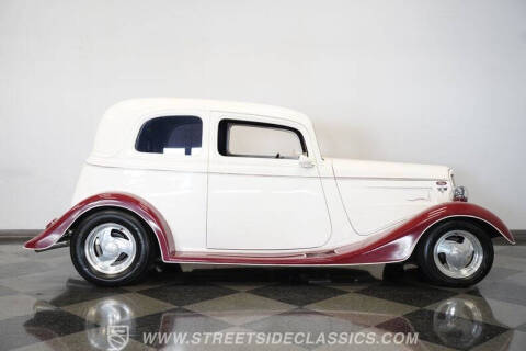 1933 Ford Victoria
