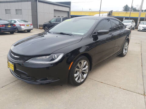 2016 Chrysler 200 for sale at GS AUTO SALES INC in Milwaukee WI