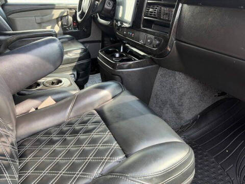2023 Chevrolet Express 2500