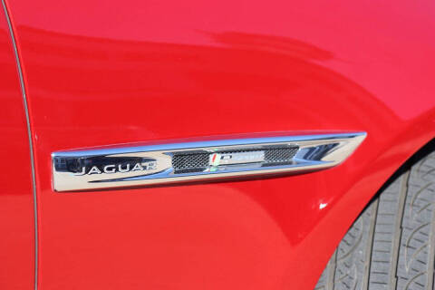 2016 Jaguar XJ R-Sport