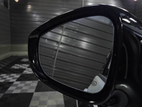 2025 Chrysler Pacifica Plug-In Hybrid Pinnacle