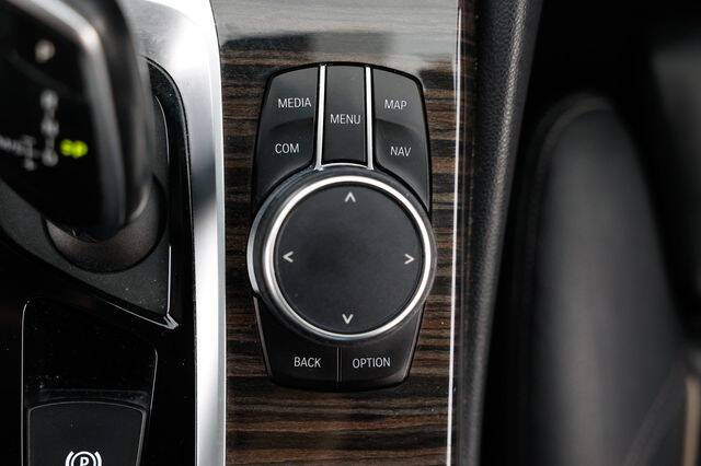 2019 BMW 5 Series 540i