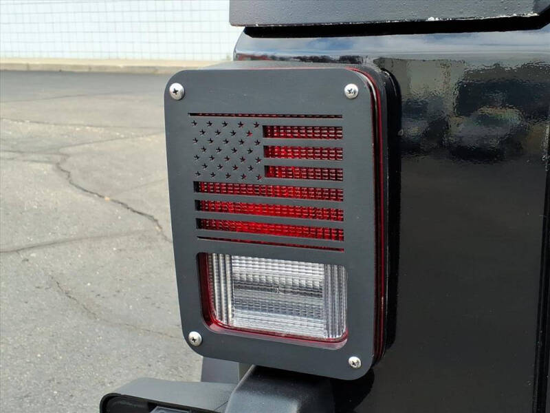 2013 Jeep Wrangler Unlimited Freedom Edition