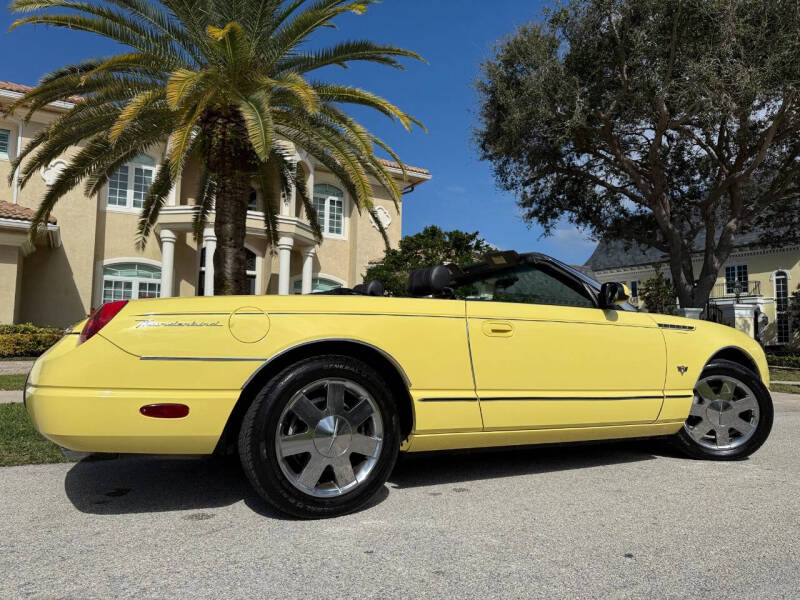 2002 Ford Thunderbird Deluxe