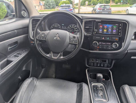 2017 Mitsubishi Outlander SEL