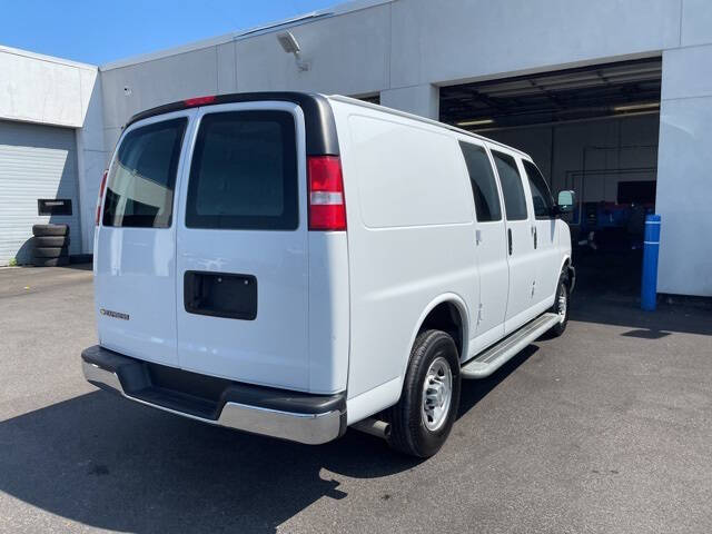 2023 Chevrolet Express 2500