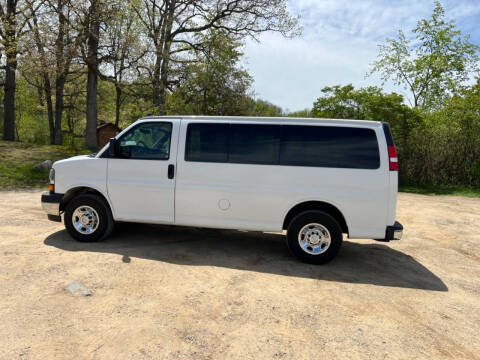 2017 Chevrolet Express LT 2500