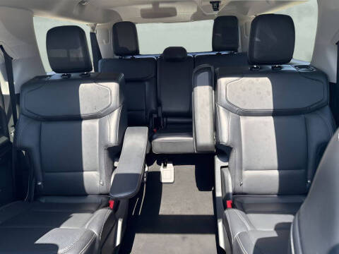 2025 Ford Expedition MAX Platinum