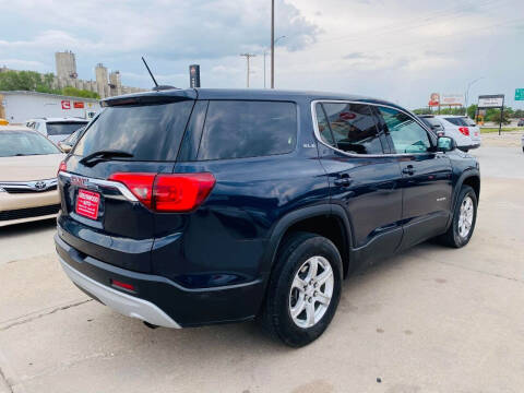 2017 GMC Acadia SLE-1