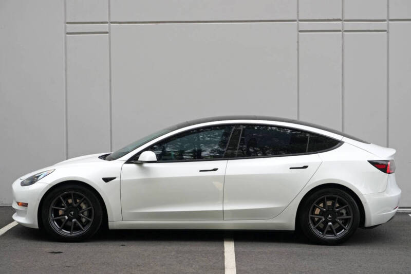 2021 Tesla Model 3 Standard Range Plus