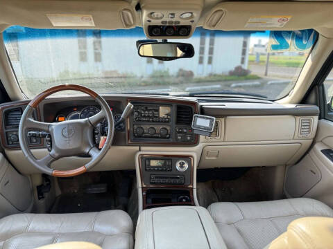 2002 Cadillac Escalade