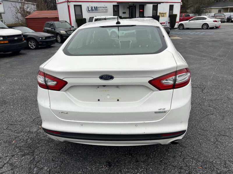 2013 Ford Fusion SE