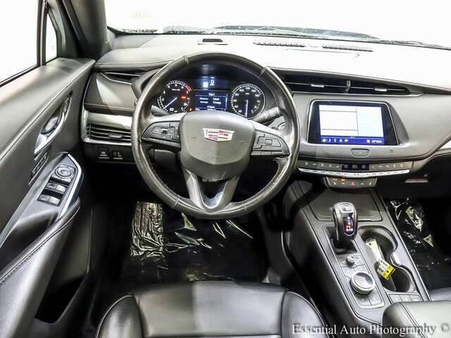 2019 Cadillac XT4 Premium Luxury