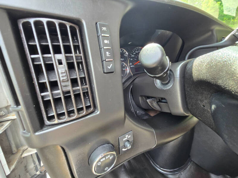 2020 Chevrolet Express 2500