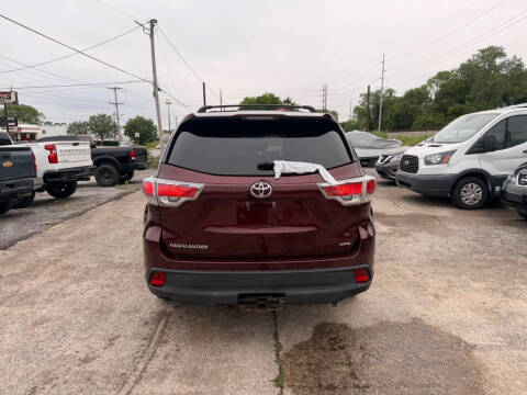 2016 Toyota Highlander LE
