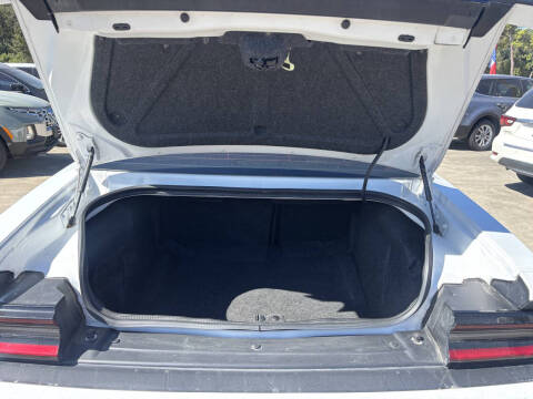 2022 Dodge Challenger SXT