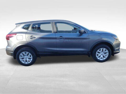 2017 Nissan Rogue Sport S