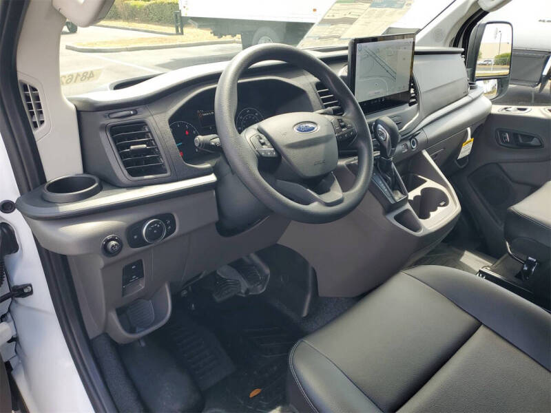 2025 Ford Transit