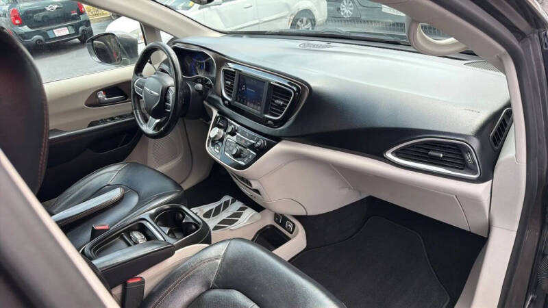 2019 Chrysler Pacifica