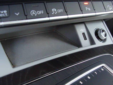 2020 Audi Q5 quattro Premium Plus 45 TFSI